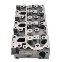 Komatsu 3D76E головка блока ГБЦ в сборе