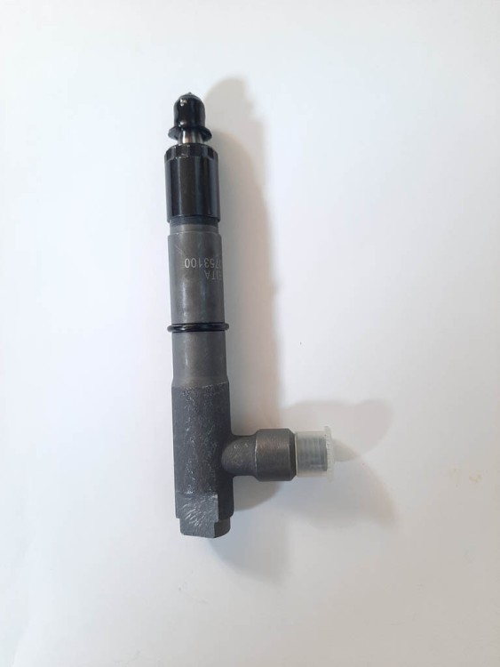 Yanmar 4TNV98 форсунки